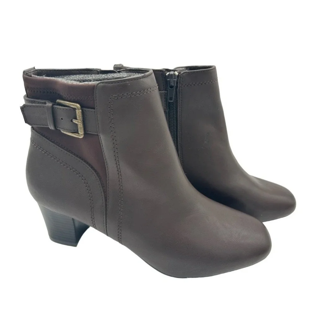 Easy Spirit Rico Ankle Boots Women's Size 7 W Brown Buckle Block Heel Zip